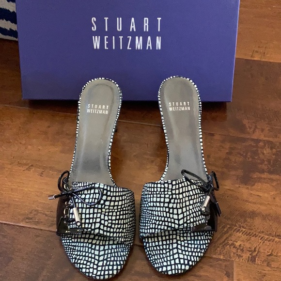 Stuart Weitzman ‘Tablet’ Bow Slide - Picture 1 of 7